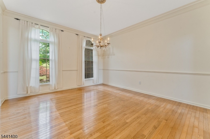 HUNTERDON CHASE - Residential