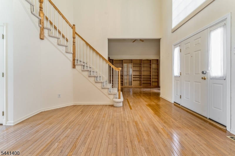 HUNTERDON CHASE - Residential