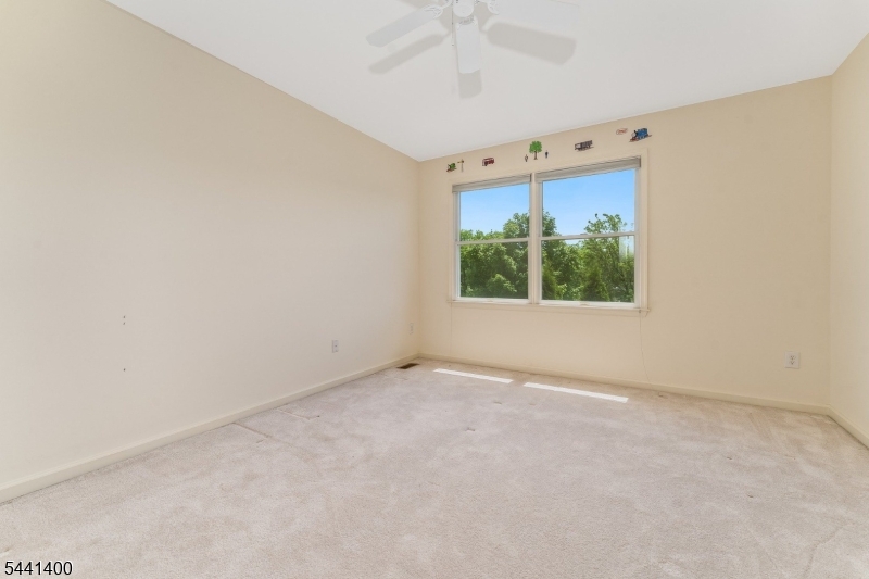 HUNTERDON CHASE - Residential