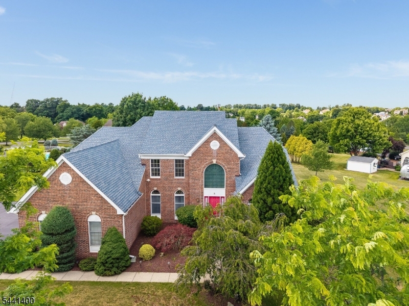 HUNTERDON CHASE - Residential