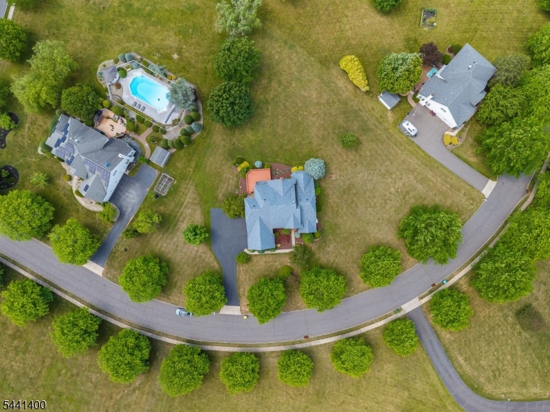 HUNTERDON CHASE - Residential