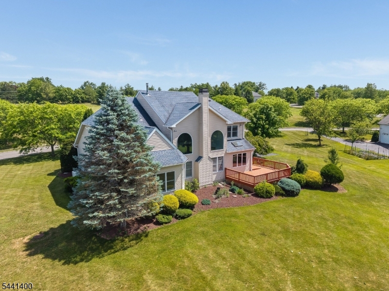 HUNTERDON CHASE - Residential