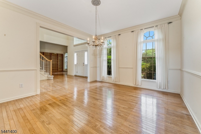 HUNTERDON CHASE - Residential