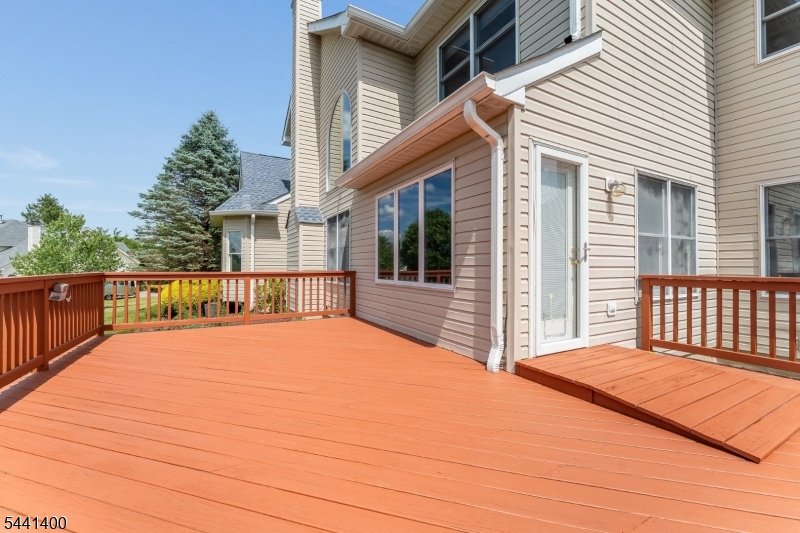 HUNTERDON CHASE - Residential