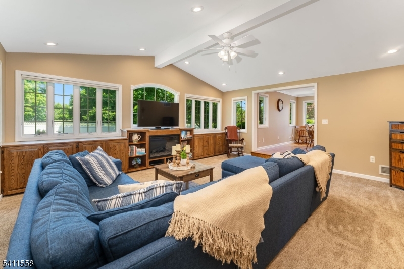 Country Woods - Residential