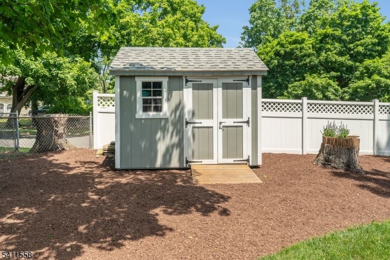 Country Woods - Residential