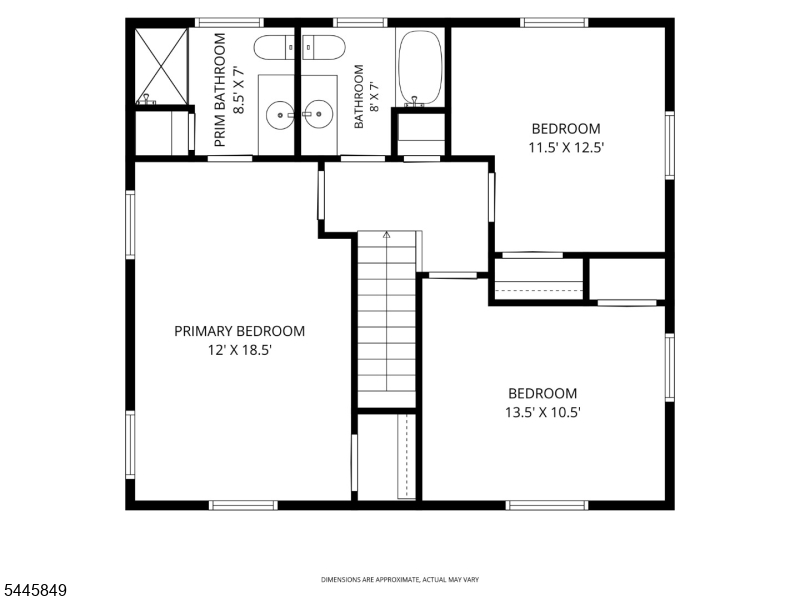 Main image without alt text