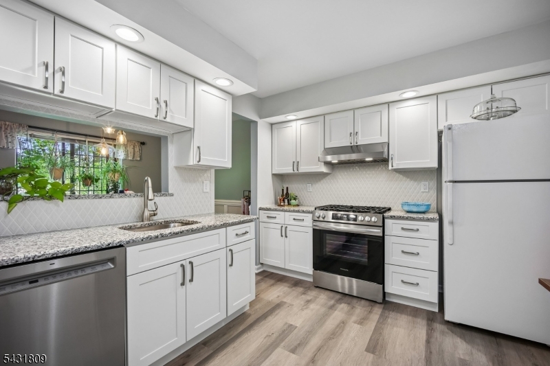 Briarwood - Residential