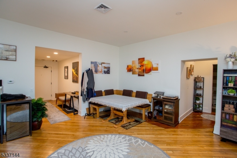 Imbue Bldg - Residential Income