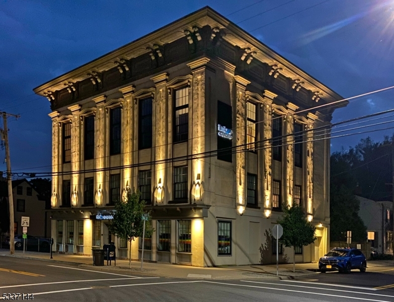 Imbue Bldg - Residential Income