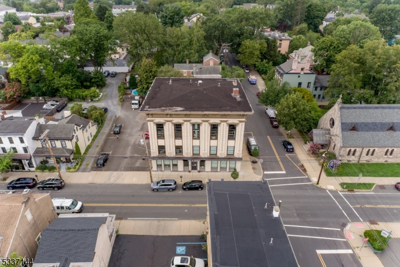 Imbue Bldg - Residential Income