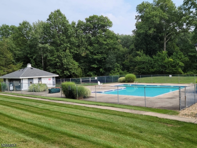 Countryside Manor - Residential