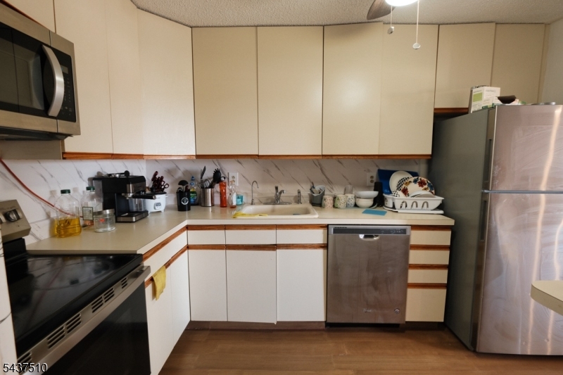 Linden towers - Residential