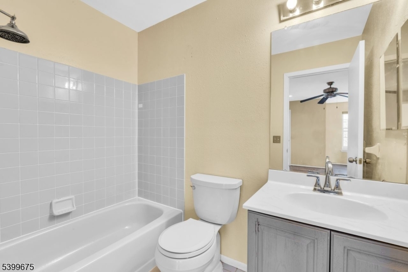 Starpoint - Residential Lease