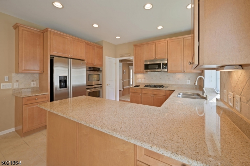 SOMERSET RUN - Residential