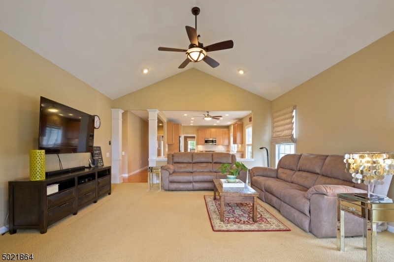 SOMERSET RUN - Residential