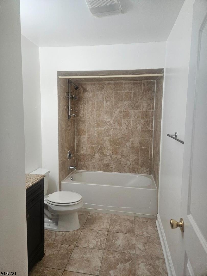VAUXHALL - Residential Lease
