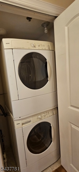 VAUXHALL - Residential Lease