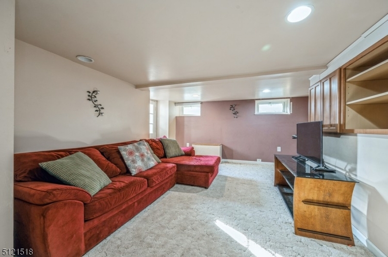 Hill Section - Residential