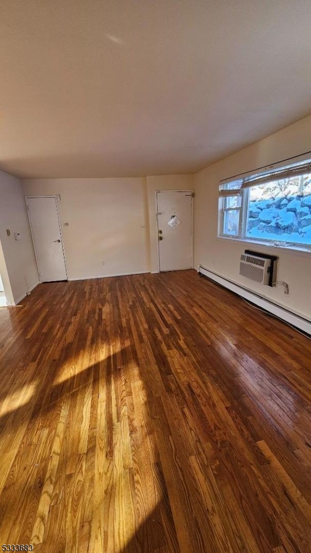 Located off Route 10 East, this beautifully updated first floor 1BR/ 1BA condo in Mountain Club has it all! This gorgeous unit has been freshly painted and is move-in ready. This updated unit has Hardwood in LR, DR and BR. The Kitchen has been updated with granite counters and newer appliances. Newer AC units too!. Close to major highways. Assigned parking spot and additional guest parking. The Mountain Club offers an array of premium amenities including a pool, gym, tennis courts, and a renovated clubhouse/lounge. Conveniently located off Route 10, you're just minutes away from restaurants, shopping, and more.
