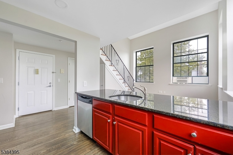 Hamilton Heights Condo - Residential