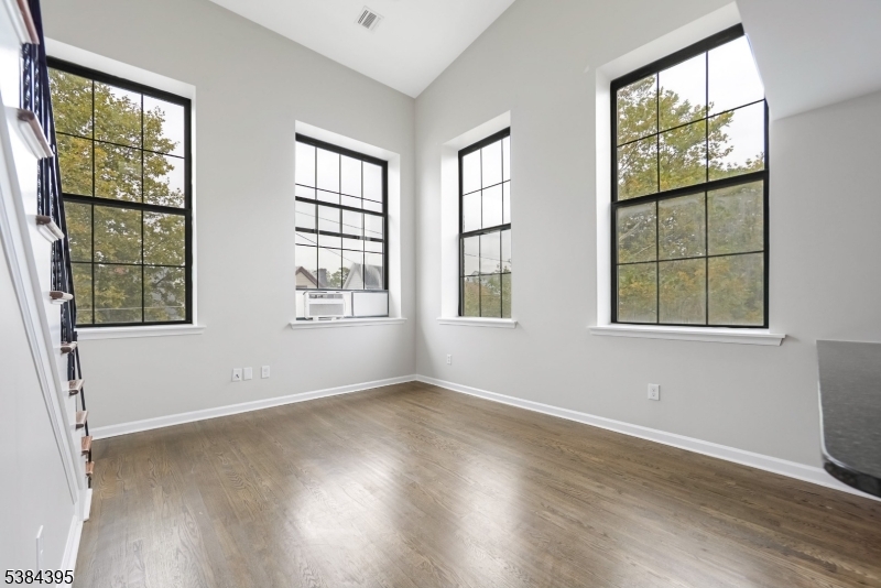 Hamilton Heights Condo - Residential