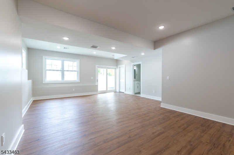 Lake Hiawatha - Residential