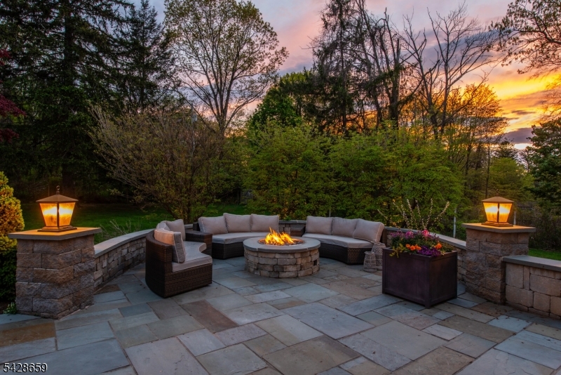 Valhalla Ridge - Residential