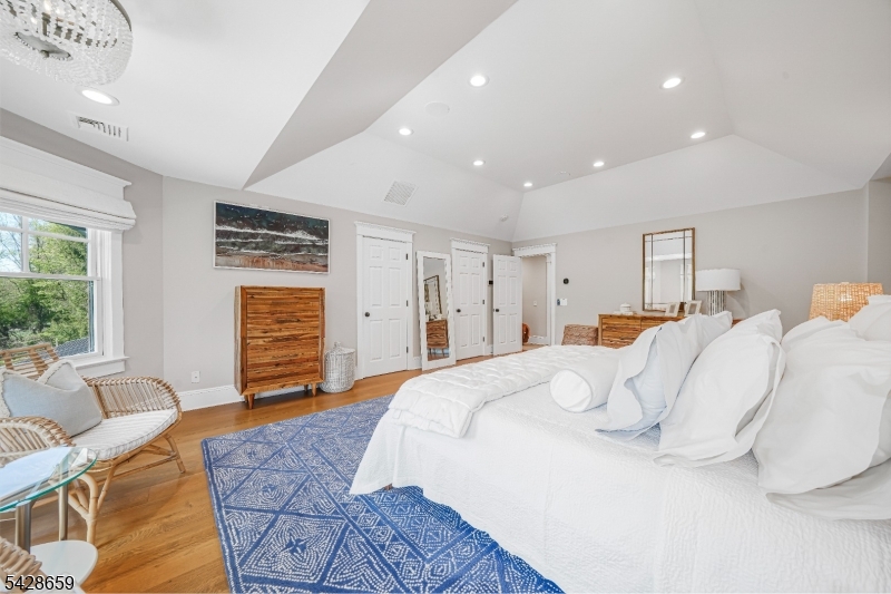 Valhalla Ridge - Residential