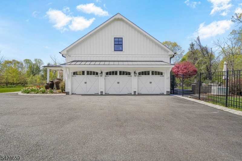 Valhalla Ridge - Residential