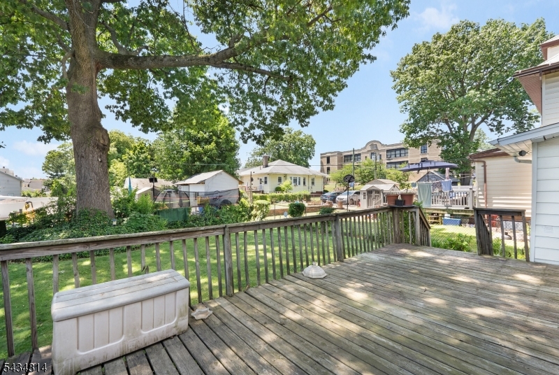 Silver Lake - Residential