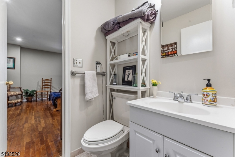 Cedar Knolls - Residential