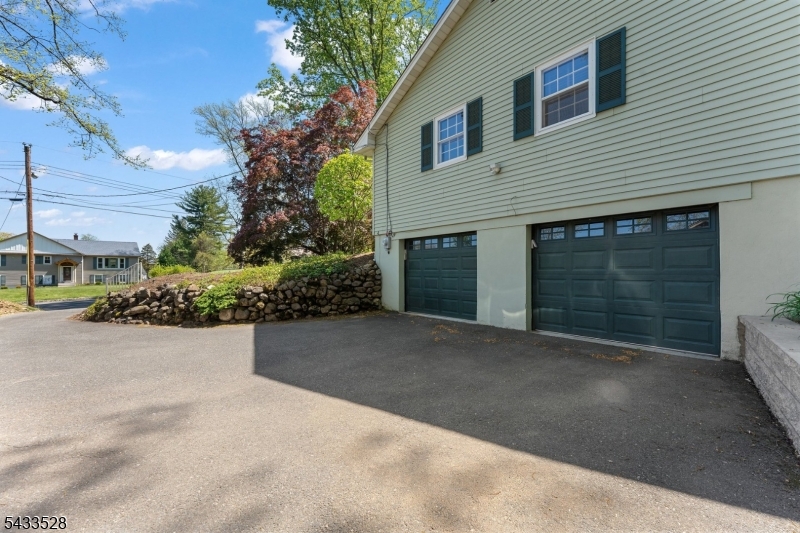Cedar Knolls - Residential