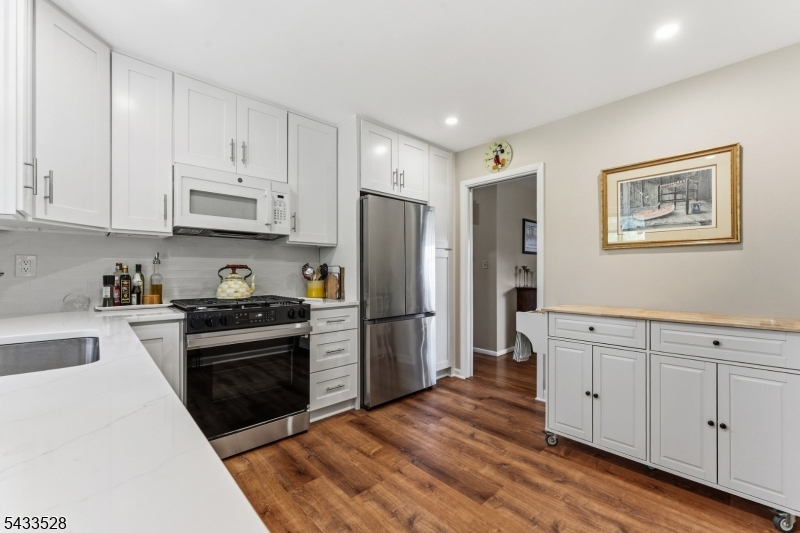 Cedar Knolls - Residential