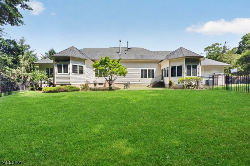 Lakeside - Residential