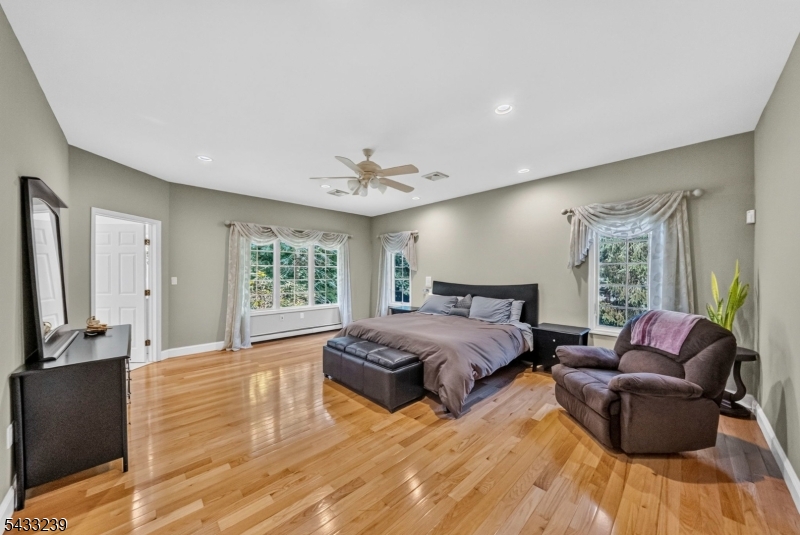 Lakeside - Residential