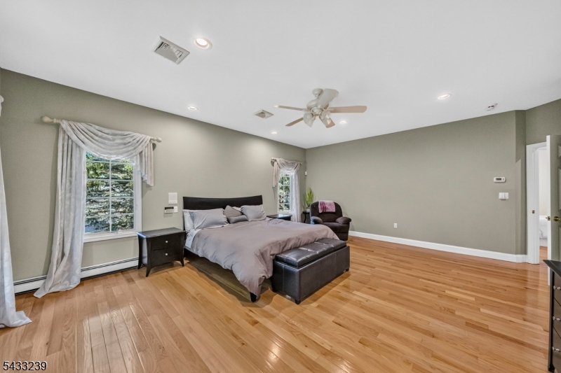 Lakeside - Residential