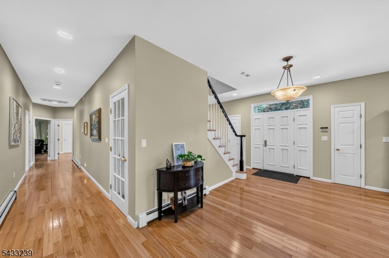 Lakeside - Residential
