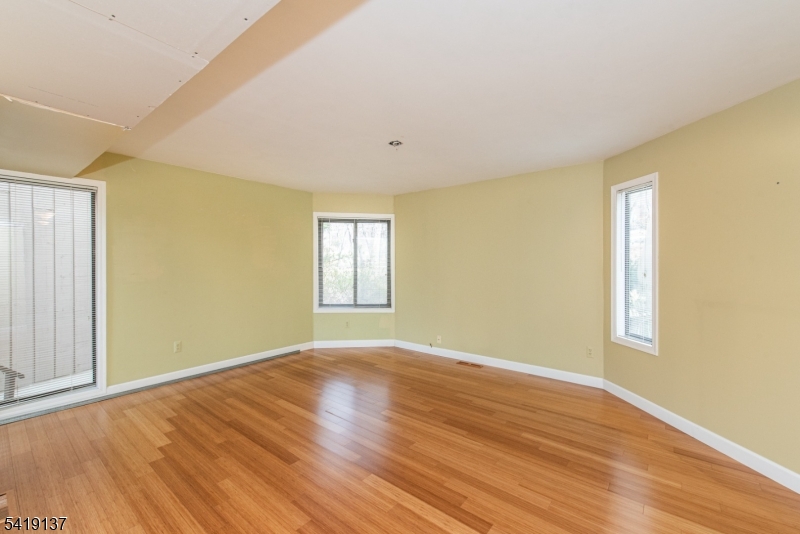 Hastings Square - Residential