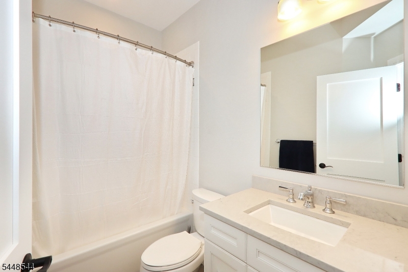 Clover Court - Residential
