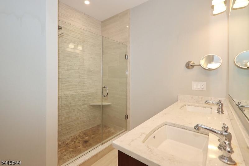 Clover Court - Residential