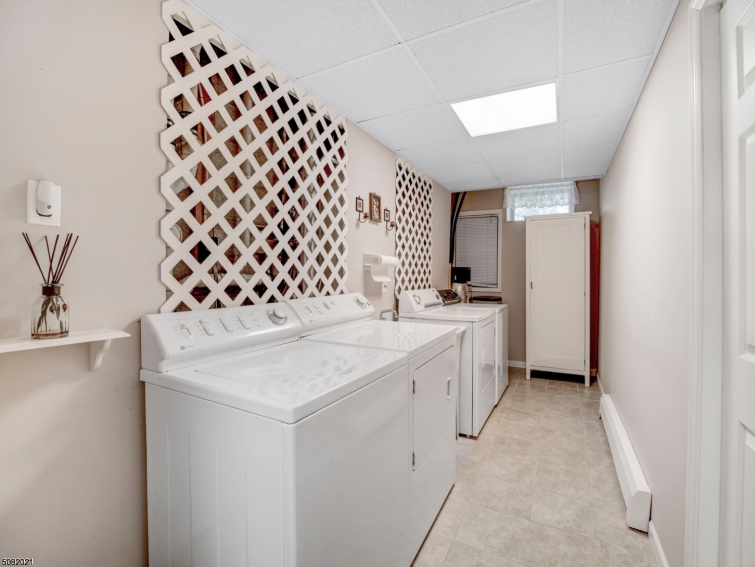 WHITE MEADOW LAKE - Residential