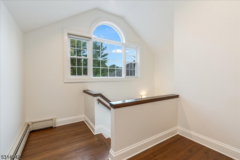 New Vernon - Residential