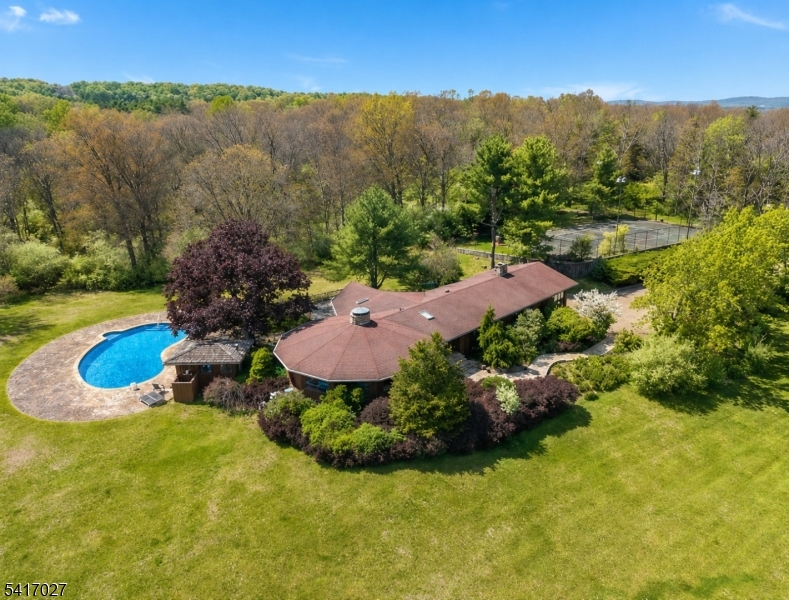 SUNNYSIDE - Residential