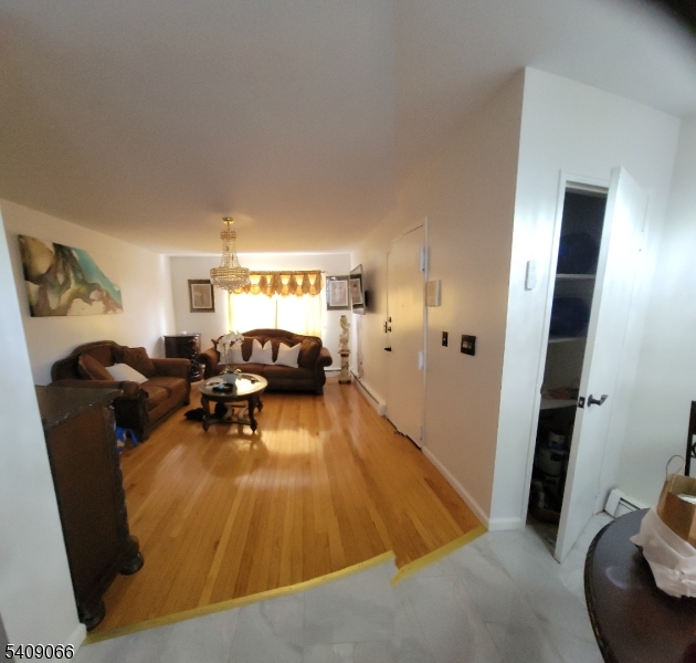 Owner willing to consider Rent to Own for qualified buyer/tenant