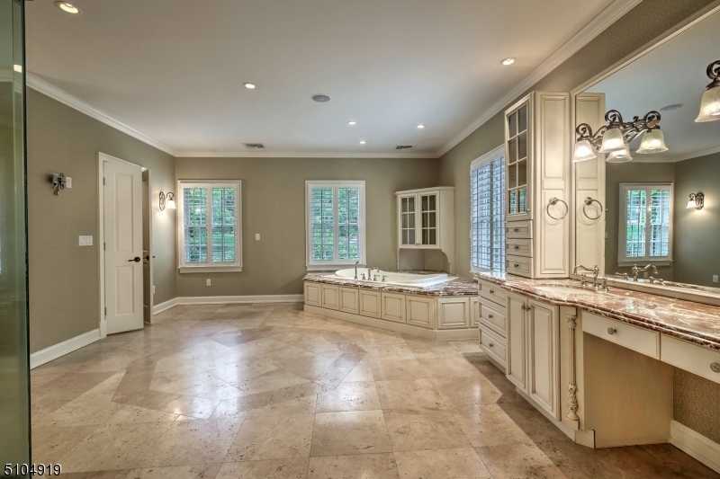 Bernardsville Mountain - Residential