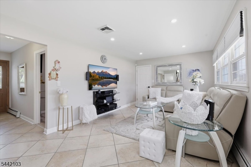 Colonial Gardens - Residential