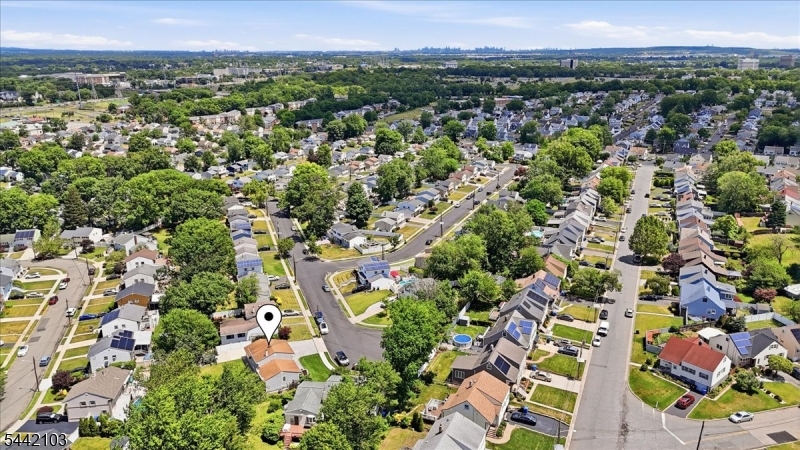 Colonial Gardens - Residential