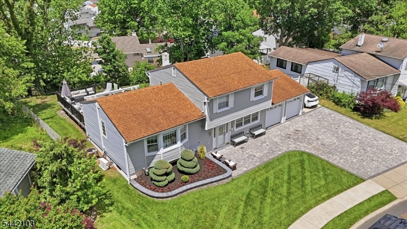 Colonial Gardens - Residential