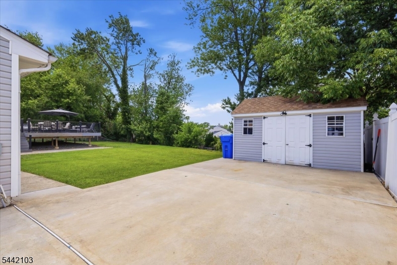 Colonial Gardens - Residential